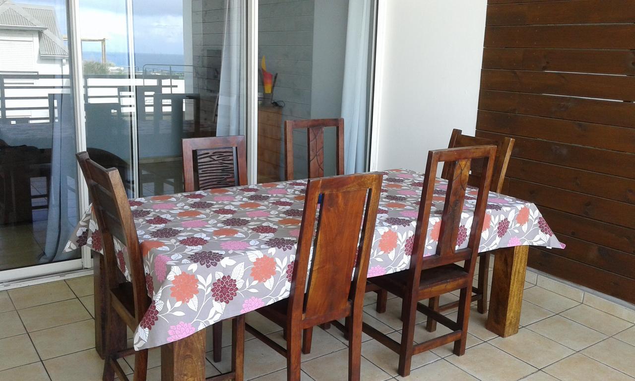 Appartement Meuble De Tourisme Saint Pierre Eksteriør billede