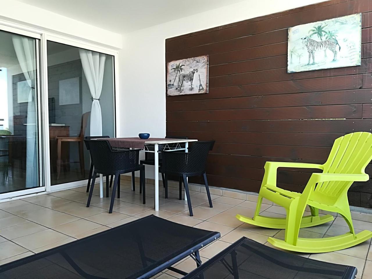 Appartement Meuble De Tourisme Saint Pierre Eksteriør billede