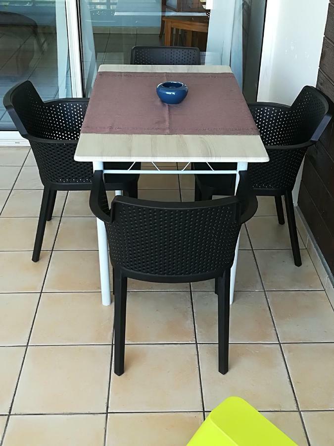 Appartement Meuble De Tourisme Saint Pierre Eksteriør billede
