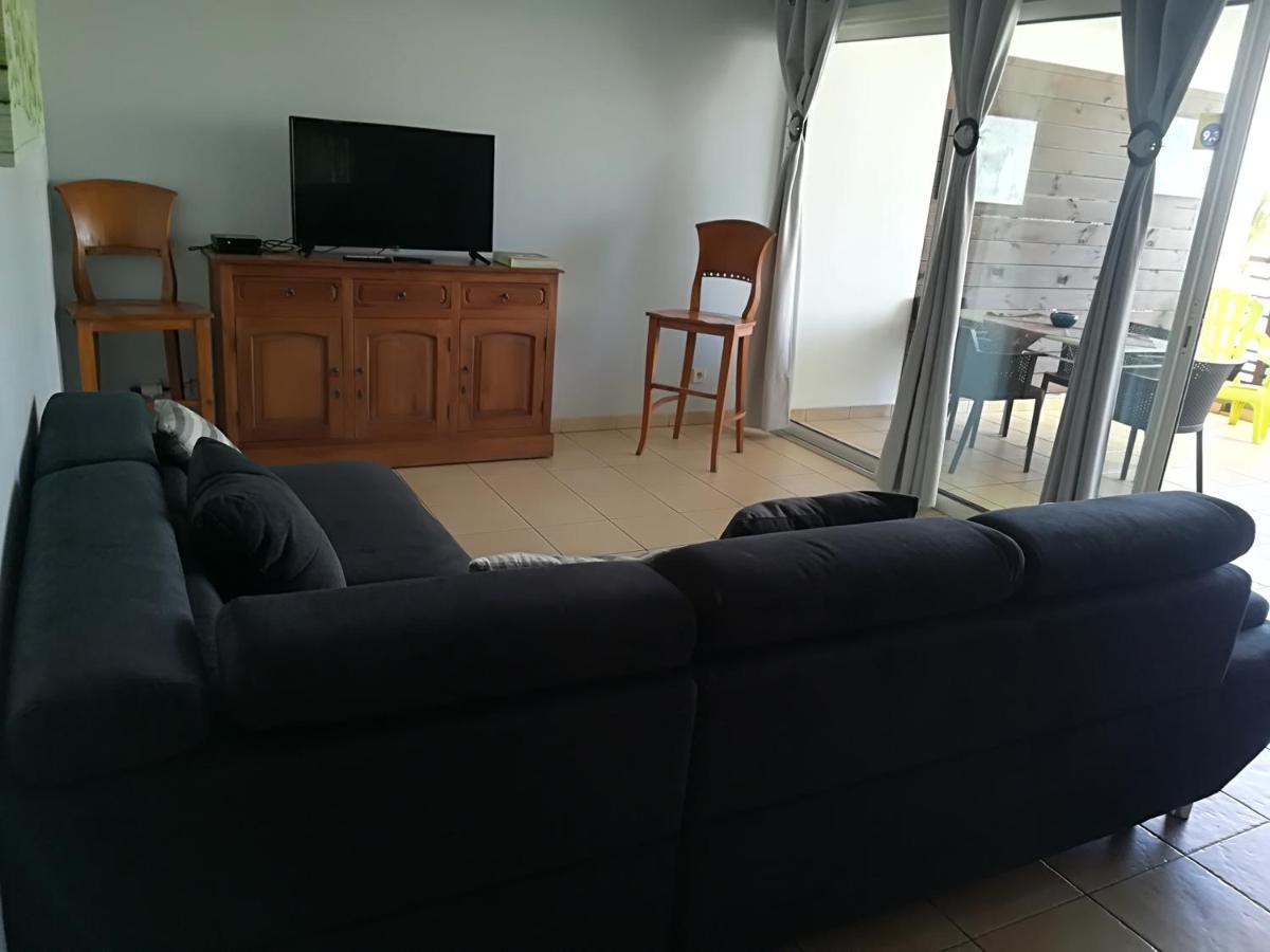 Appartement Meuble De Tourisme Saint Pierre Eksteriør billede