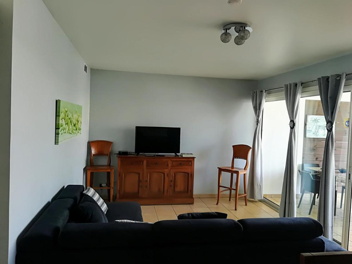 Appartement Meuble De Tourisme Saint Pierre Eksteriør billede